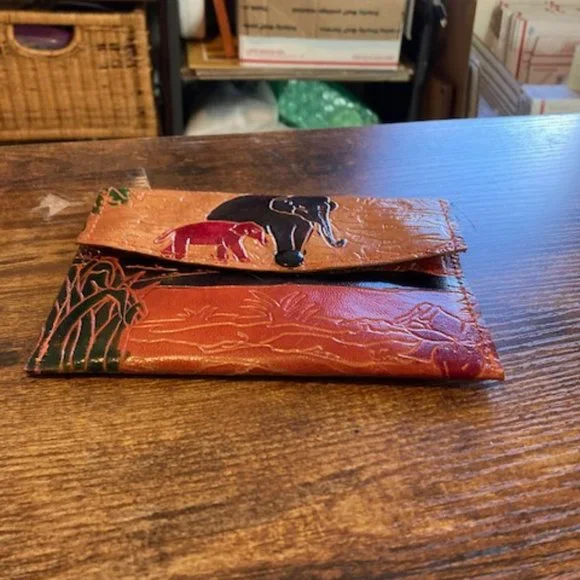 Vintage multicolor leather clutch/wallet - Picture 9 of 9